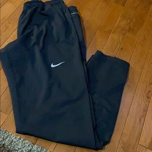 Men’s Nike sports pants.